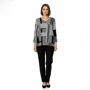 CHICO’S EASYWEAR Vee Neck Popover 3/4 Sleeve Top B&W Patchwork Print US Sz L